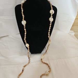 Elegant Shell Beaded Necklace